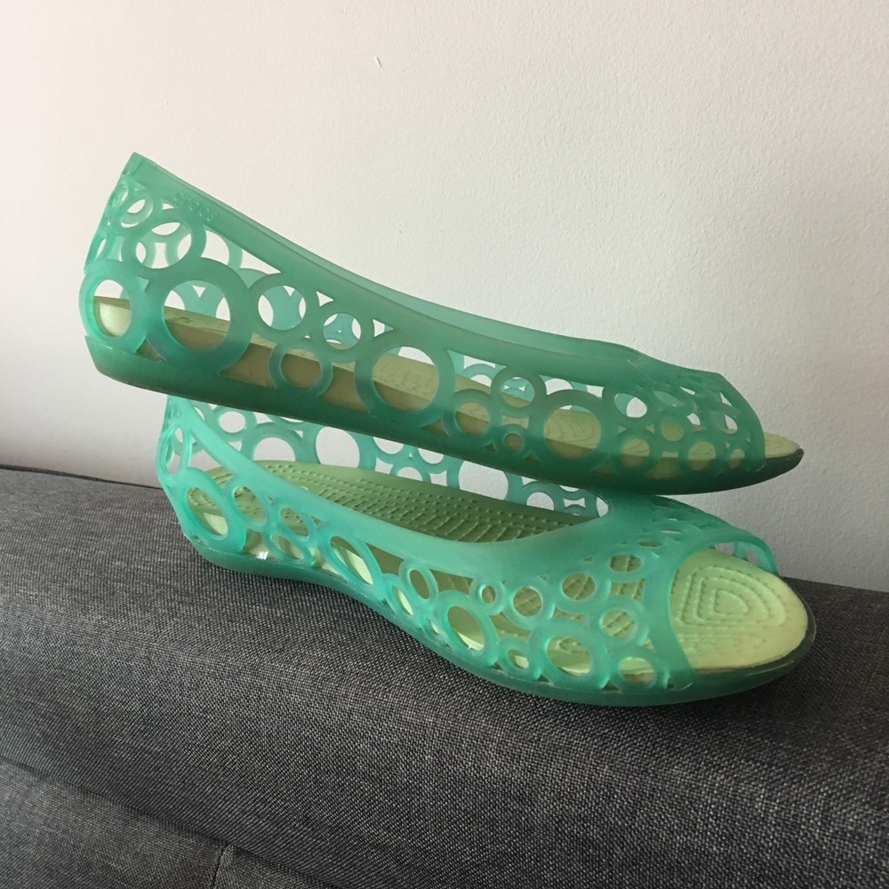 Crocs flats
